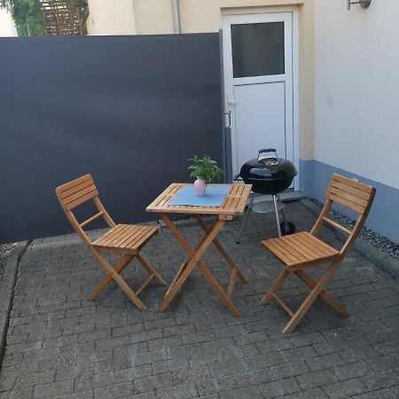 Modernes Appartement Schwarzwald Naehe Freiburg ヴィンデン・イム・エルツタール エクステリア 写真